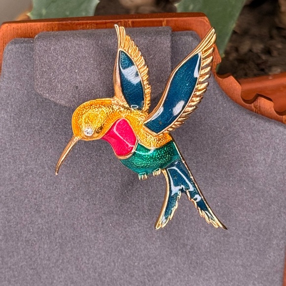 Vintage Jewelry - Vintage Enamel Hummingbird Brooch Pin Colorful Gold Tone Bird Jewelry Rhinestone